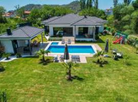 Kiralık Villada Huzurlu Bir Tatil 