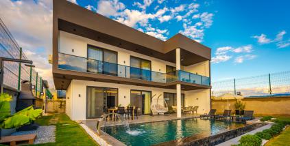Villa Taycan 1