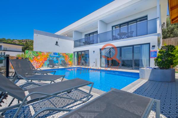 Fethiye Faralya Bölgesinde 6 kişilik Villa 