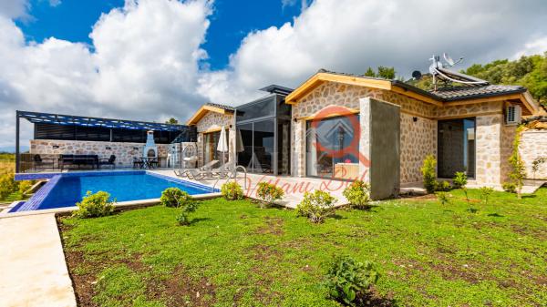 Kalkan Üzümlü Bölgesinde 2 Kişilik Tatil Villası
