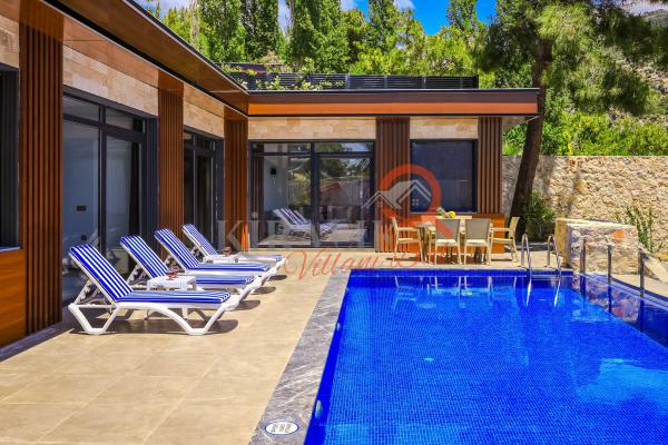 Kalkan İslamlar Bölgesinde Çift Jakuzili Tasarım Villa
