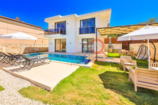 Kalkan Patara Bölgesinde Özel Havuzlu Tatil Villası