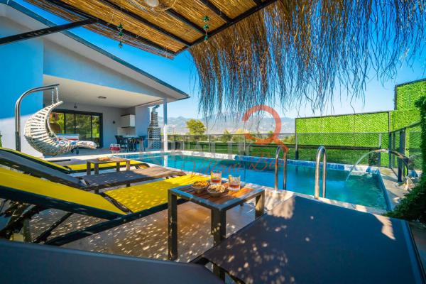 Kalkan Kınık Bölgesinde Özel Havuzlu Tatil Villası